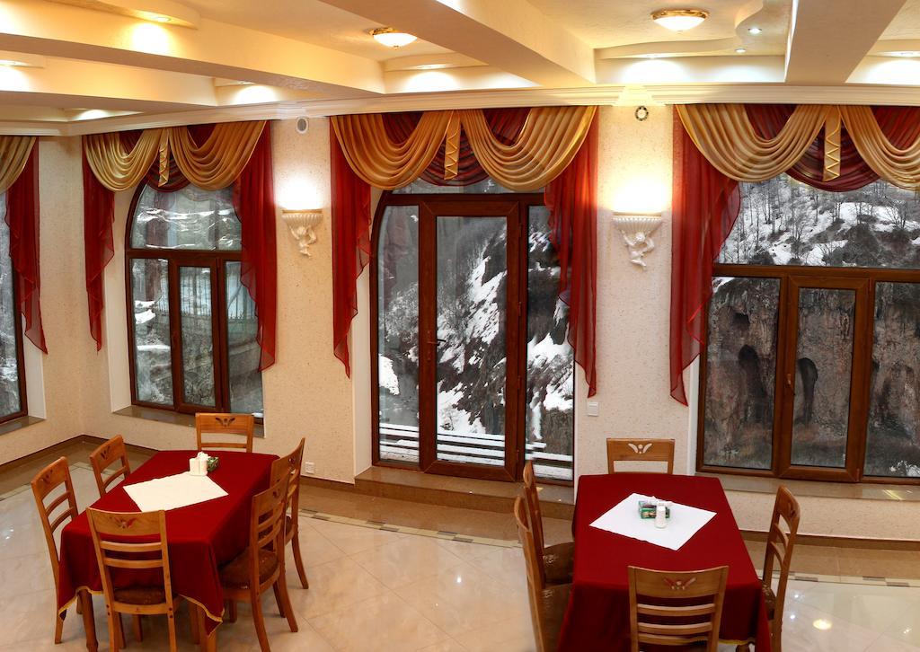 Nairi Hotel Jermuk Exterior foto