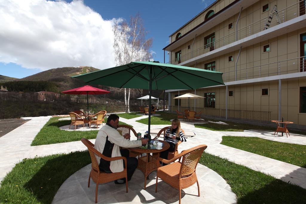 Nairi Hotel Jermuk Exterior foto